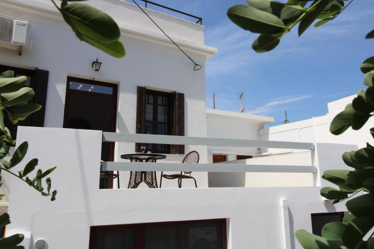 Plaka Philoxenia Apartments Dış mekan fotoğraf