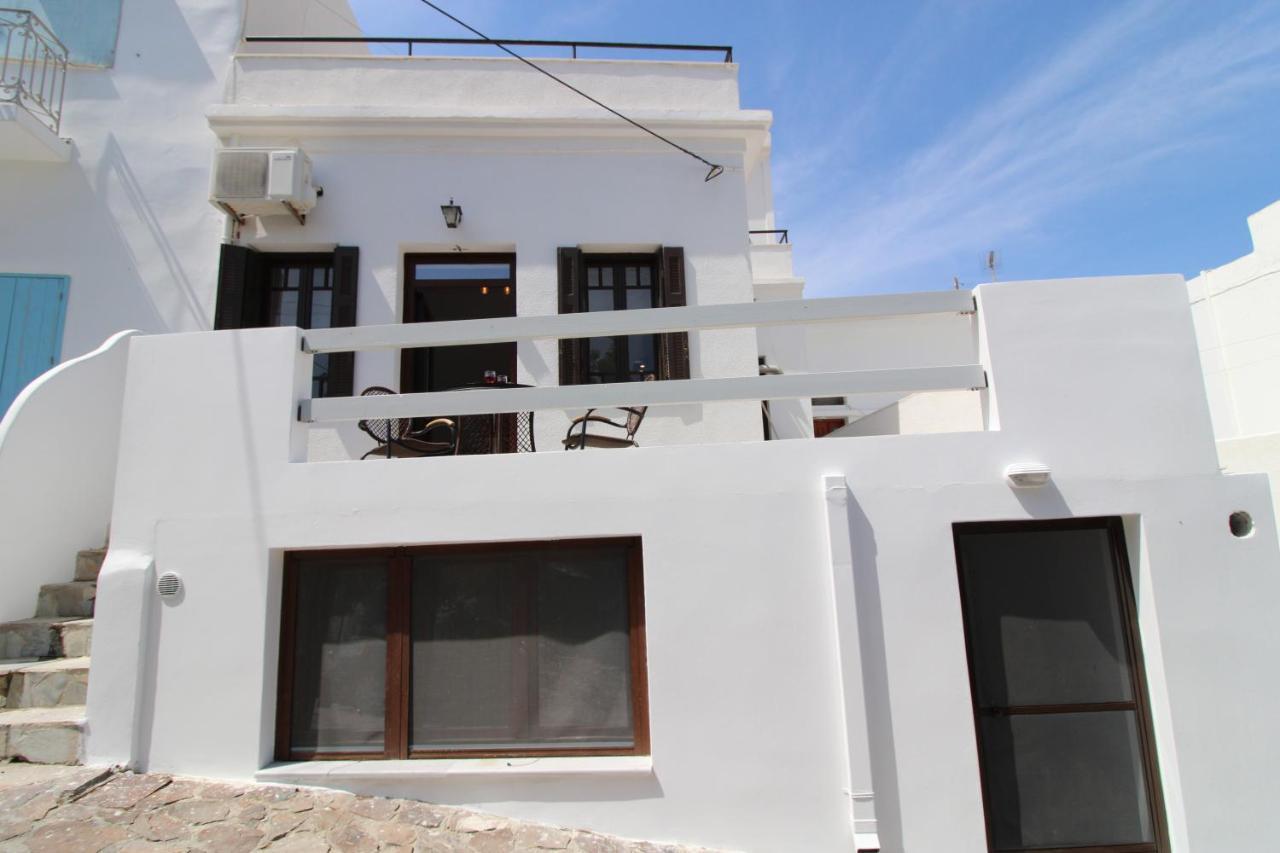 Plaka Philoxenia Apartments Dış mekan fotoğraf