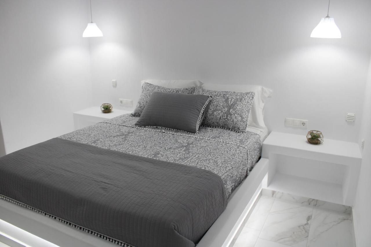 Plaka Philoxenia Apartments Dış mekan fotoğraf