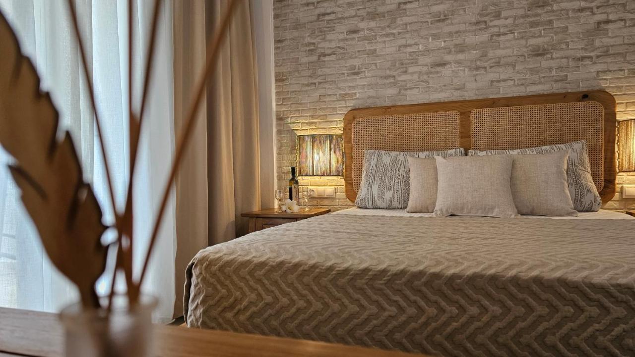 Plaka Philoxenia Apartments Dış mekan fotoğraf
