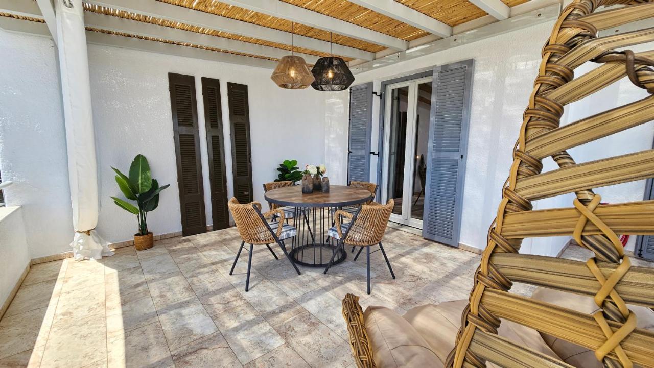 Plaka Philoxenia Apartments Dış mekan fotoğraf