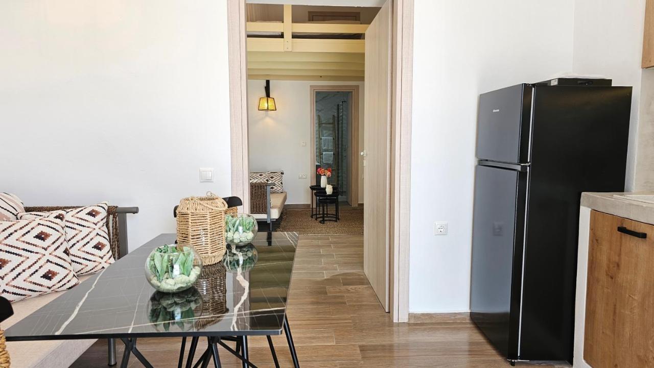 Plaka Philoxenia Apartments Dış mekan fotoğraf