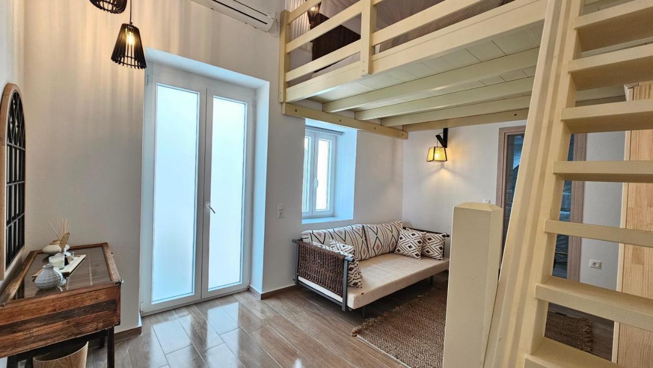 Plaka Philoxenia Apartments Dış mekan fotoğraf